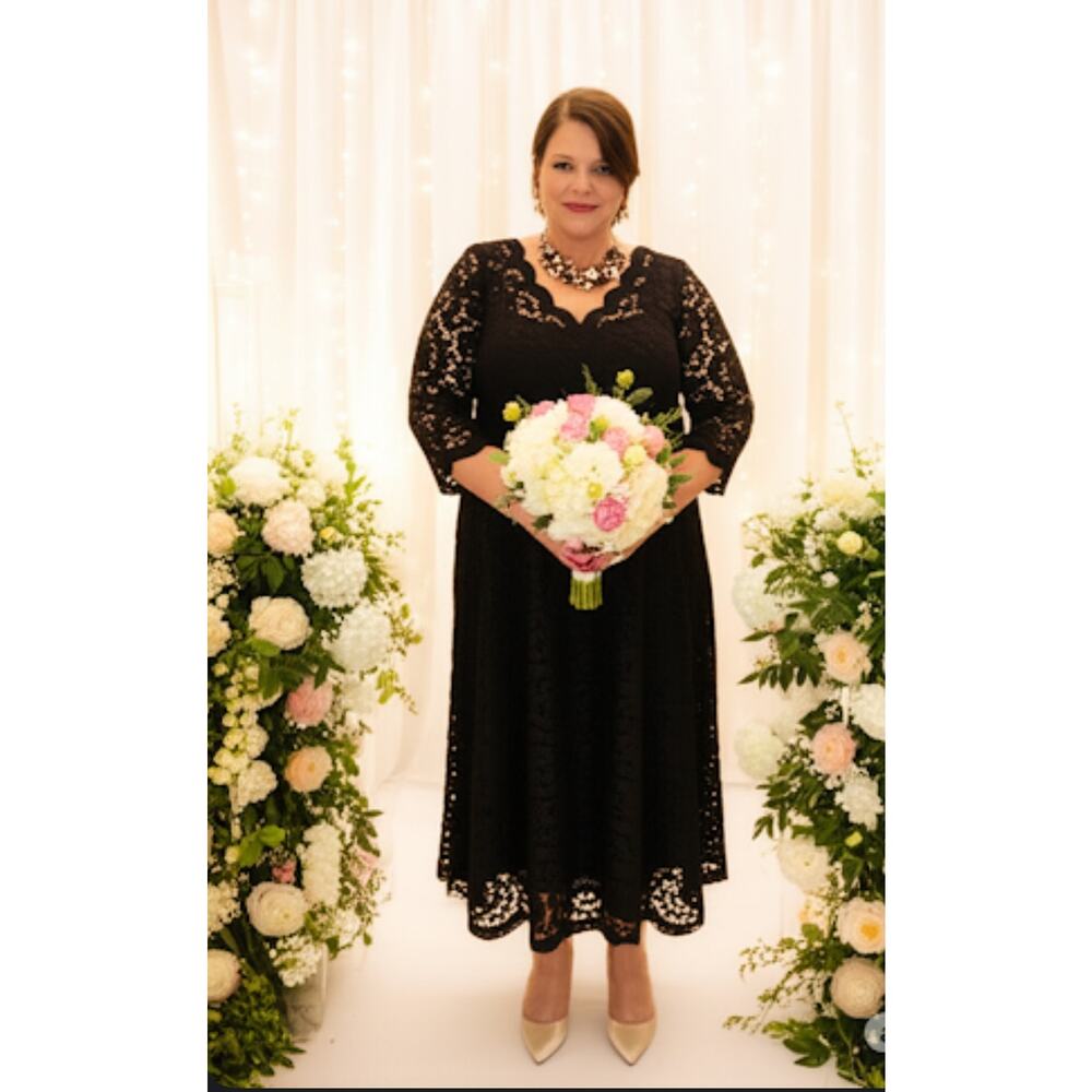 Elegant Black Lace Long Sleeve Dress
